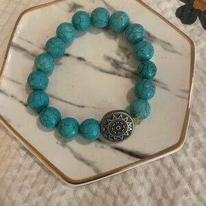 Turquoise Beaded Bracelet with Silver Accent